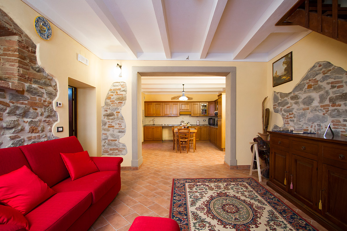 Appartamenti in stile toscano con piscina per vacanze a Cortona